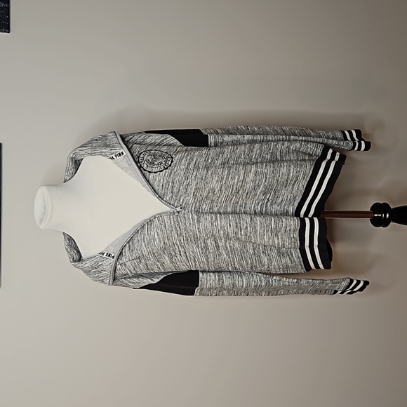 Victoria's Secret PINK Terry Zip-up Pullover - Picture 12 of 13